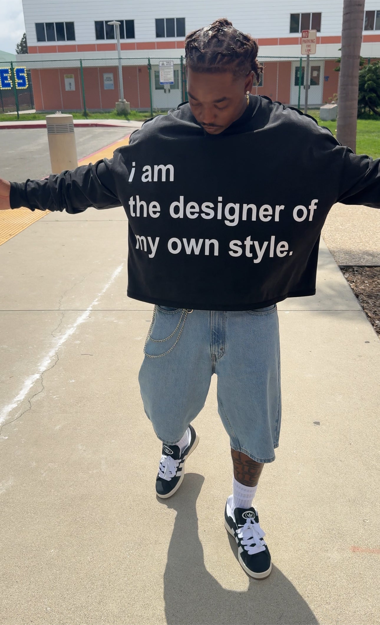 DESIGNER TEE