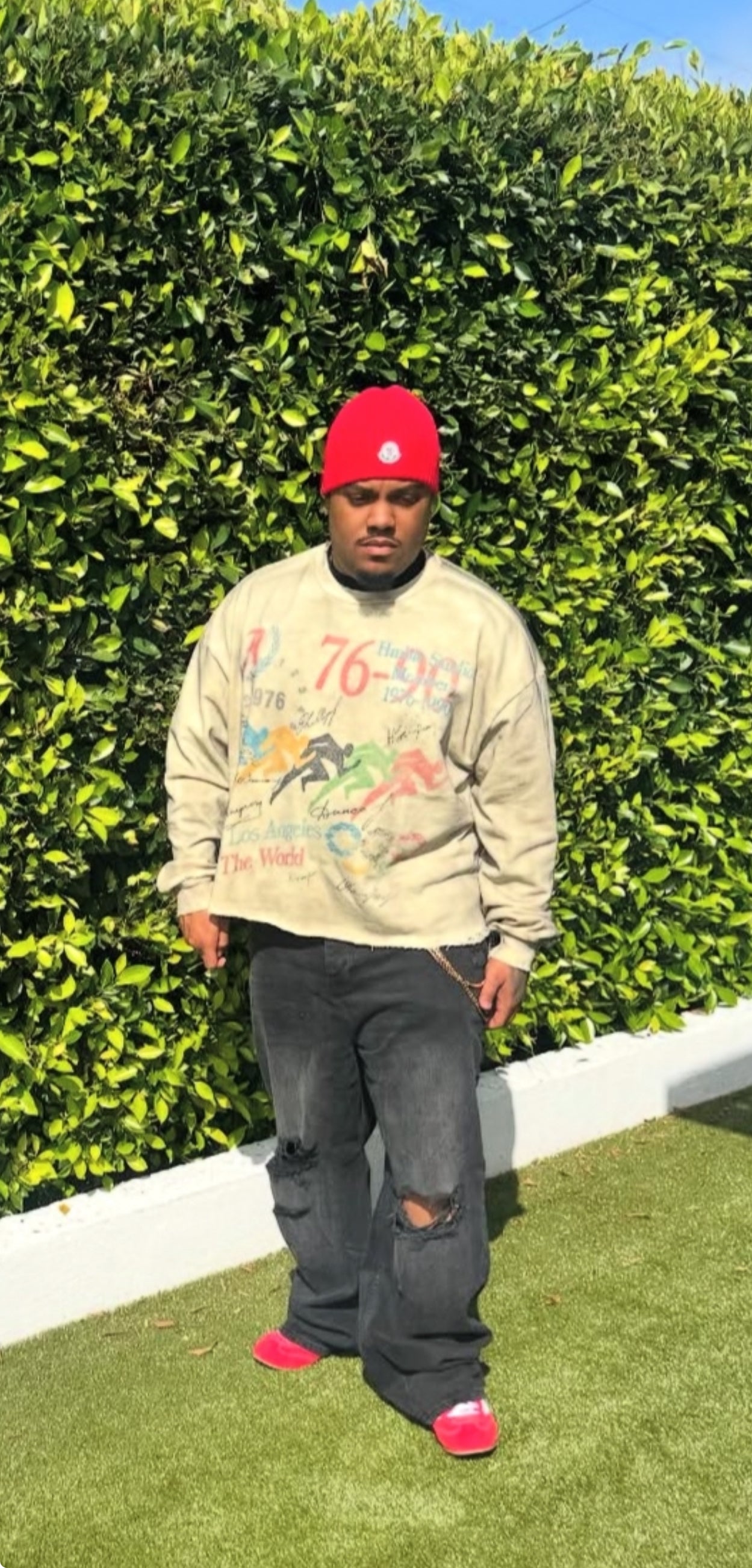 BASEMENT CREWNECK